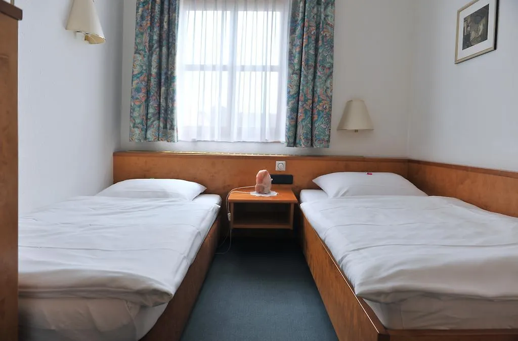 Hotel Gruener Baum Pommersfelden