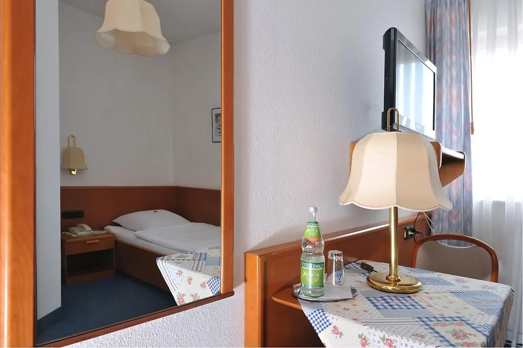 ***  Hotel Gruener Baum Pommersfelden Niemcy